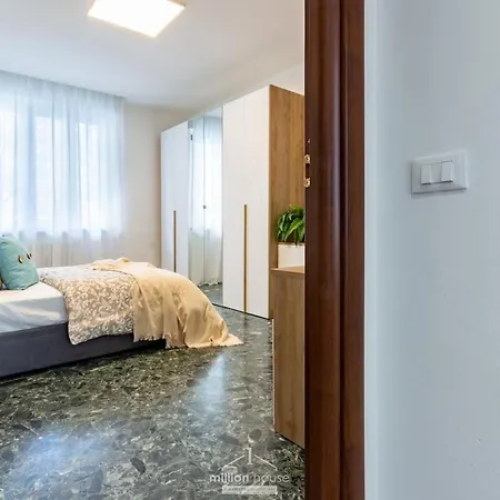 Apartment New 4-bed 2-bath Near Duomo And San Siro