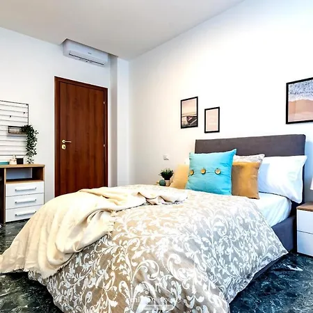 New 4-bed 2-bath Near Duomo And San Siro Apartment Milan