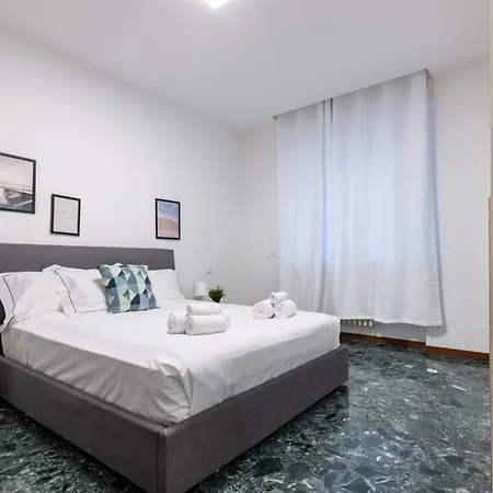 公寓 Spacious 4-bed 2-bath, 3 Min Walk To M1 Bande Nere